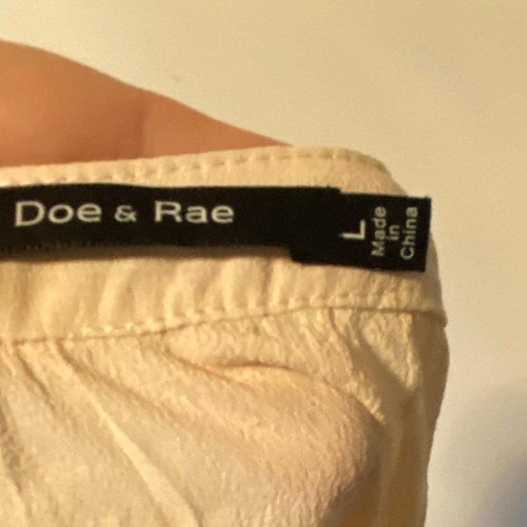 Doe & Rae cream top with lace up sides - Picture 9 of 9